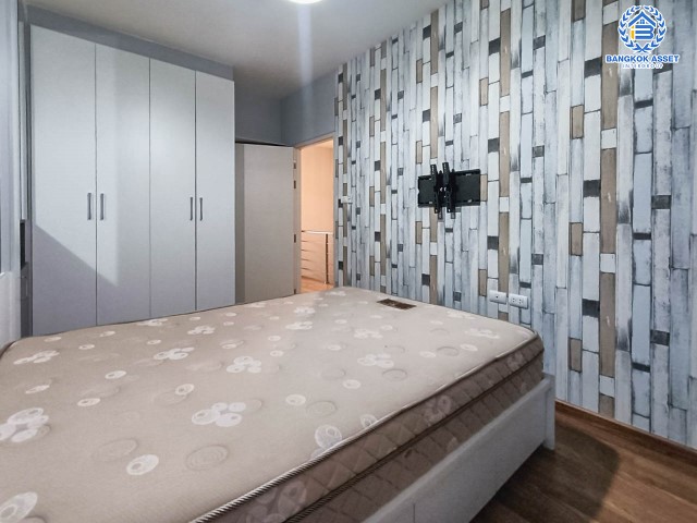 *****ทาวน์เฮ้าส์มือสองย่านกรุงเทพมหานคร ม.ลุมพินีทาวน์วิลล์ สุขสวัสดิ์-พระราม2 #หลังมุม เนื้อที่มากถึง 20.4 ตร.ว. ฟังก์ชัน 3 ห้องนอน 2 ห้องน้ำ 2 ที่จอดรถ แถมฟรี! 4 เครื่องปรับอากาศ, 1 เครื่องทำน้ำอุ่น บนทำเลแห่งการเดินทาง ใกล้ทางด่วน "เฉลิมมหานคร" ในราคาคุ้มสุด!